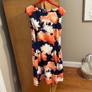 Vince camuto dress with pockets
